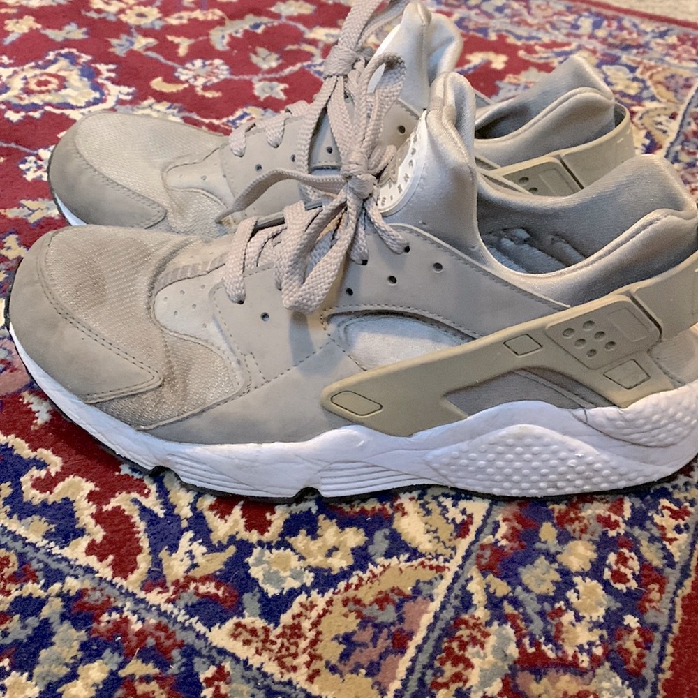 Grey Nike Air Huarache